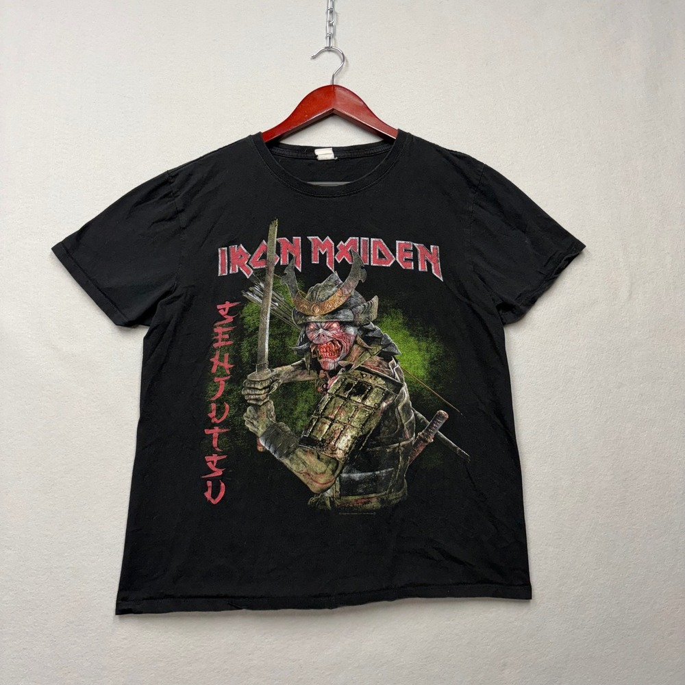 Iron Maiden T-Shirt Mens Medium Black Legacy of the Beast 2022 Tour Senjutsu